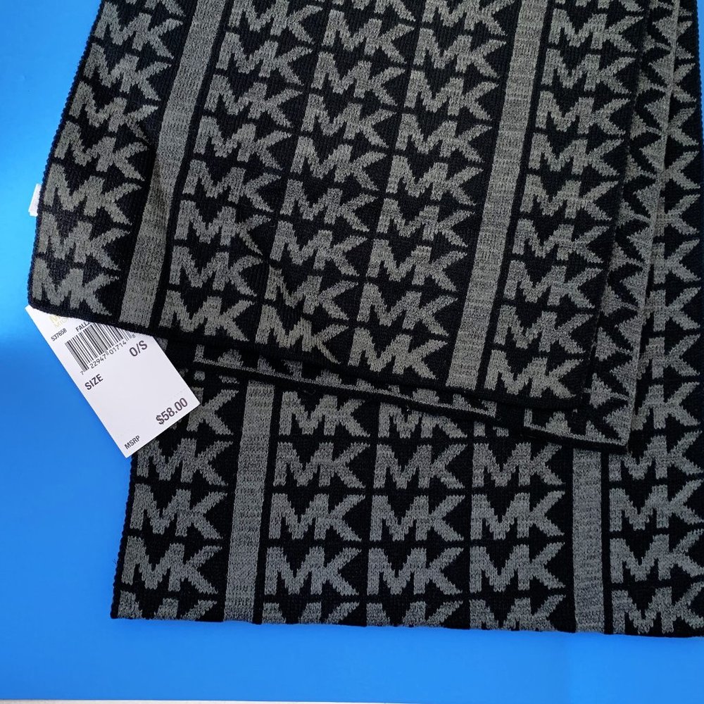 Michael Kors Knit Scarf Wrap New